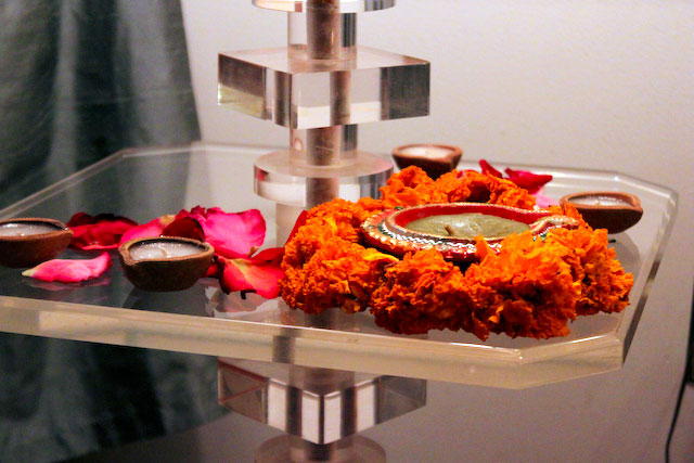 Concrete Flower: 101105: Happy Diwali